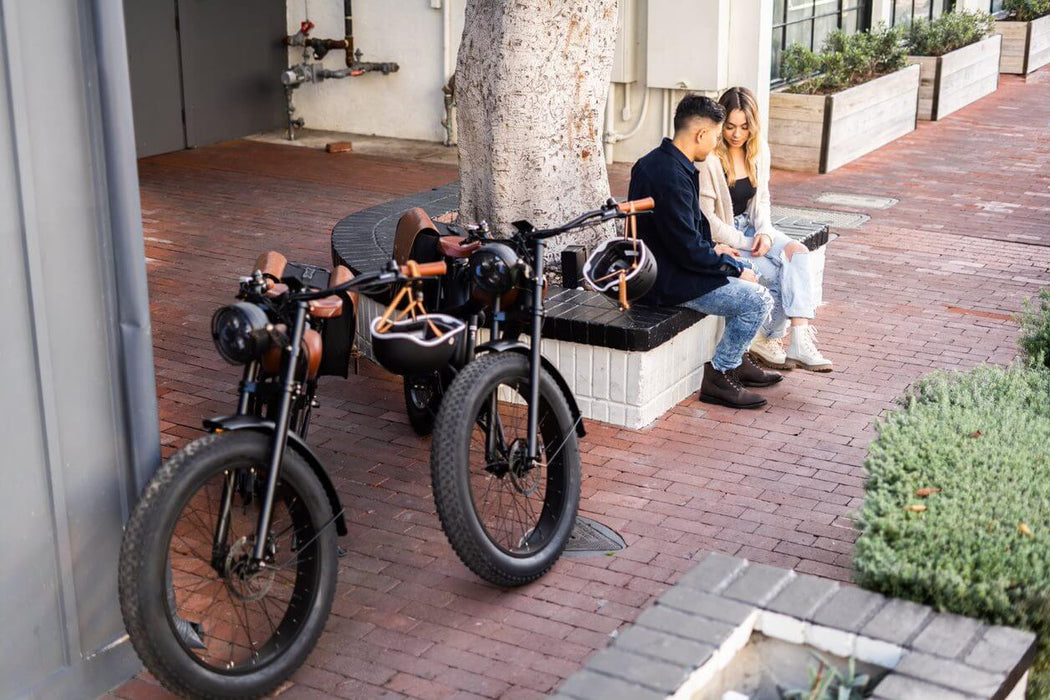 ReviBikes Cheetah Cruiser Fat Electric Bike|Ultra E-Bikes ReviBikes Cheetah Cruiser Fat Electric Bike|Ultra E-Bikes